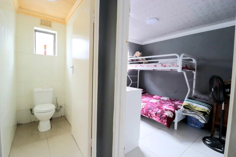 3 Bedroom Property for Sale in Woodlands Western Cape